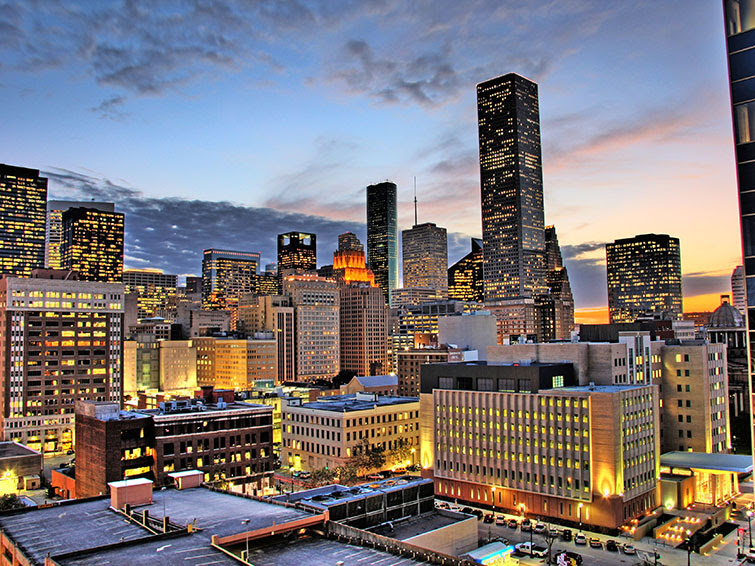 Experience the Arts and Attractions at The Heart of Downtown Houston