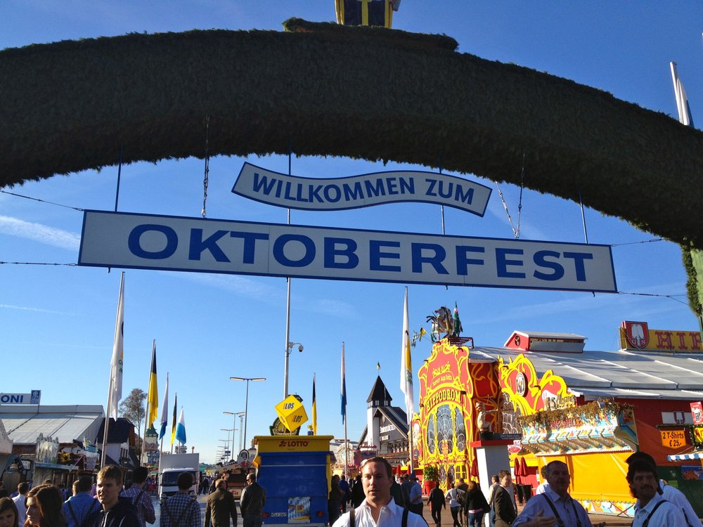 Willkommen Zum OKTOBERFEST 2018!